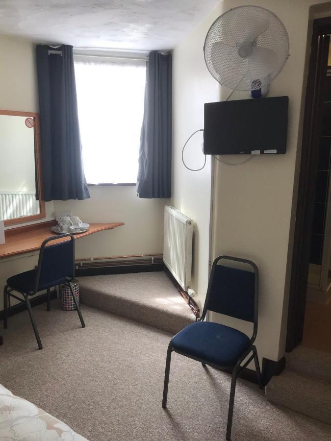 Dolphin Hotel Public House Weymouth Esterno foto